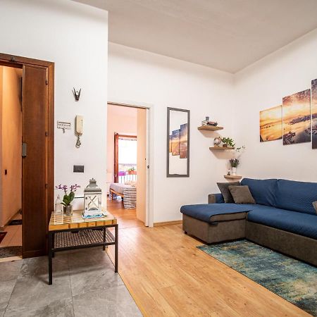 Little Diamond - City Centre Apartment Каляри Екстериор снимка